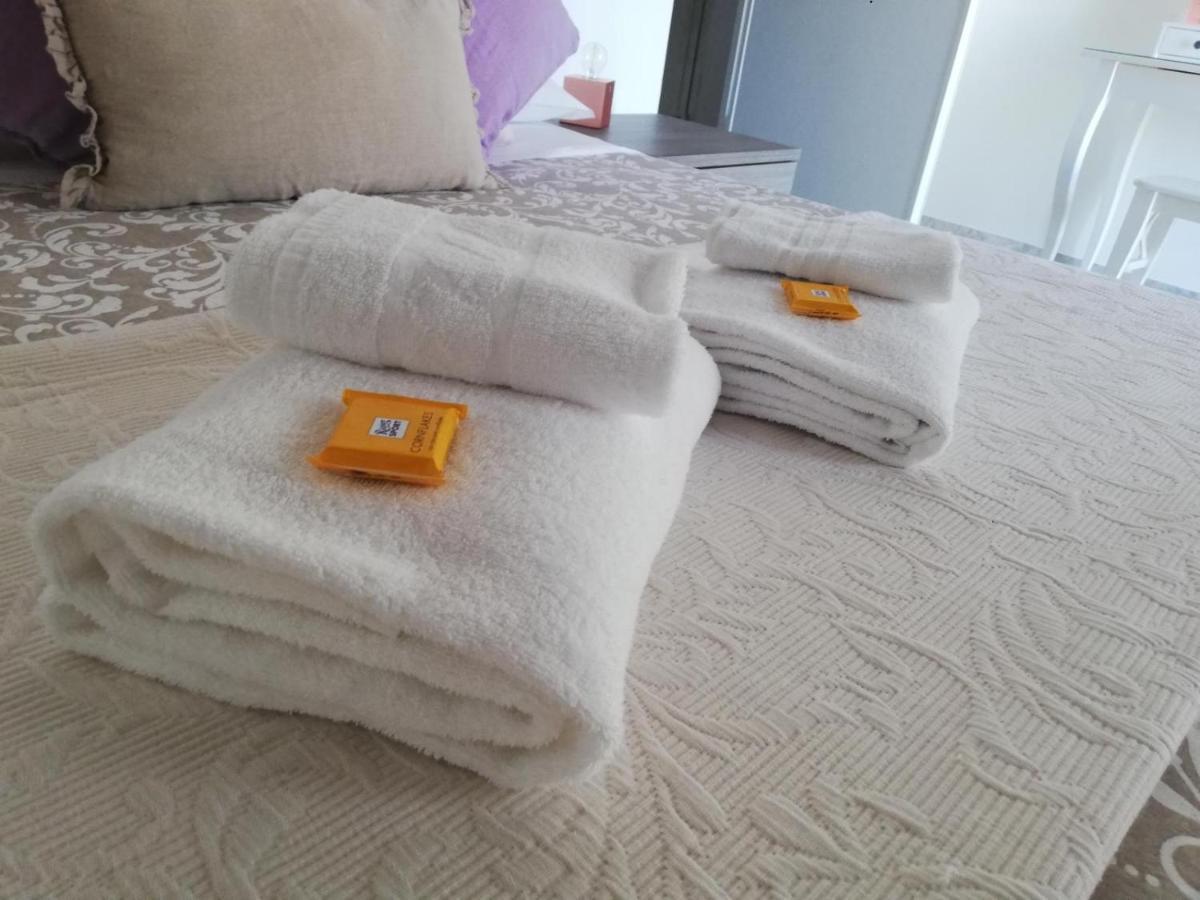Campo24Roma Guesthouse ภายนอก รูปภาพ